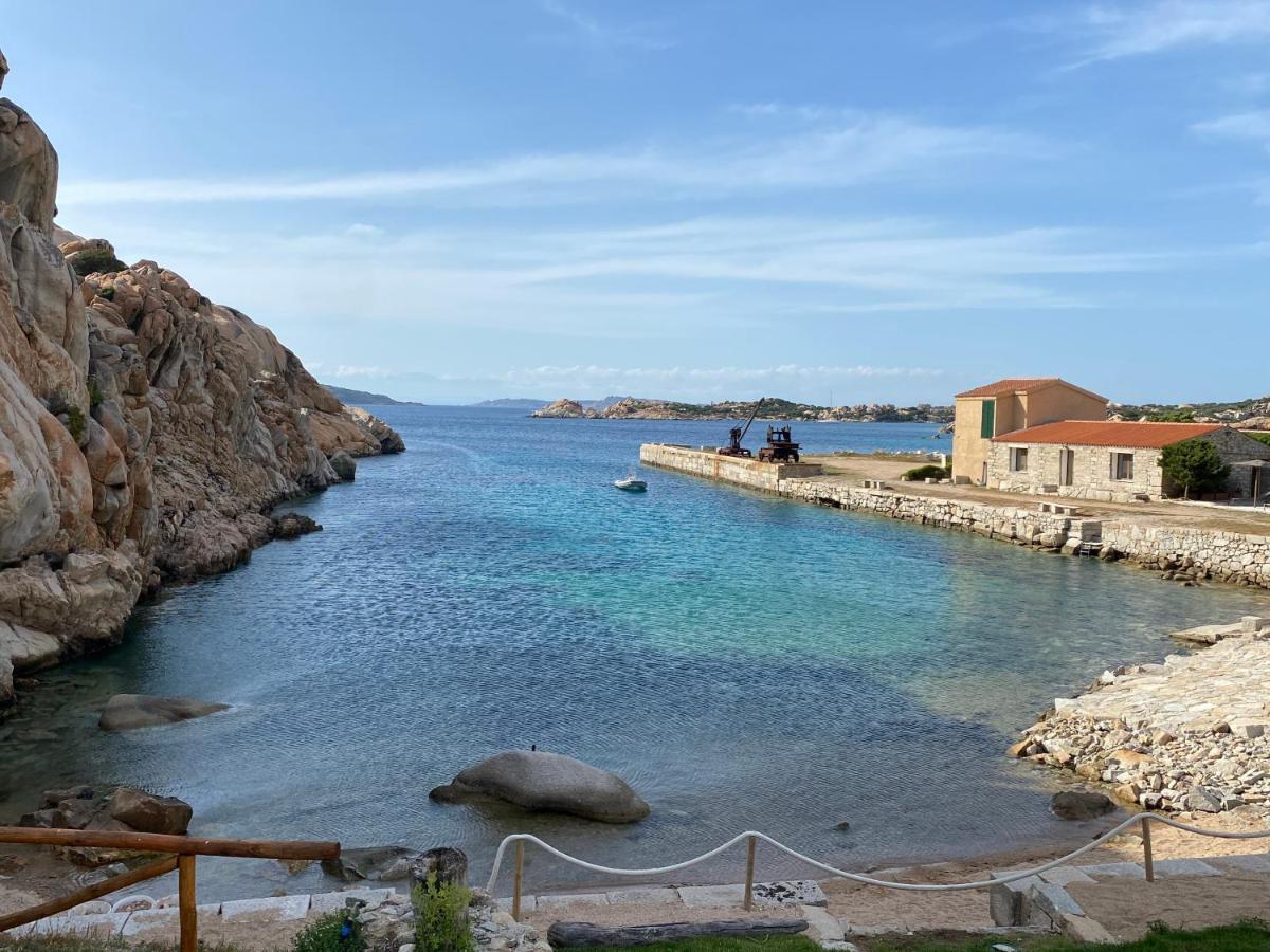 Appartamento Il Paguro A Cala Francese La Maddalena  Eksteriør billede