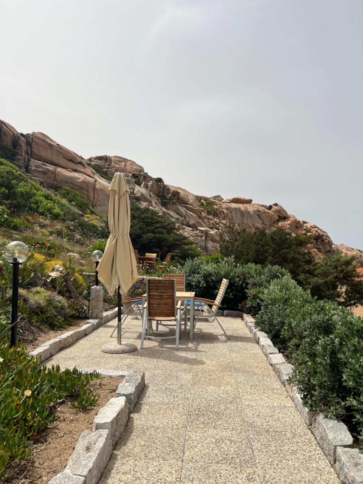 Appartamento Il Paguro A Cala Francese La Maddalena  Eksteriør billede