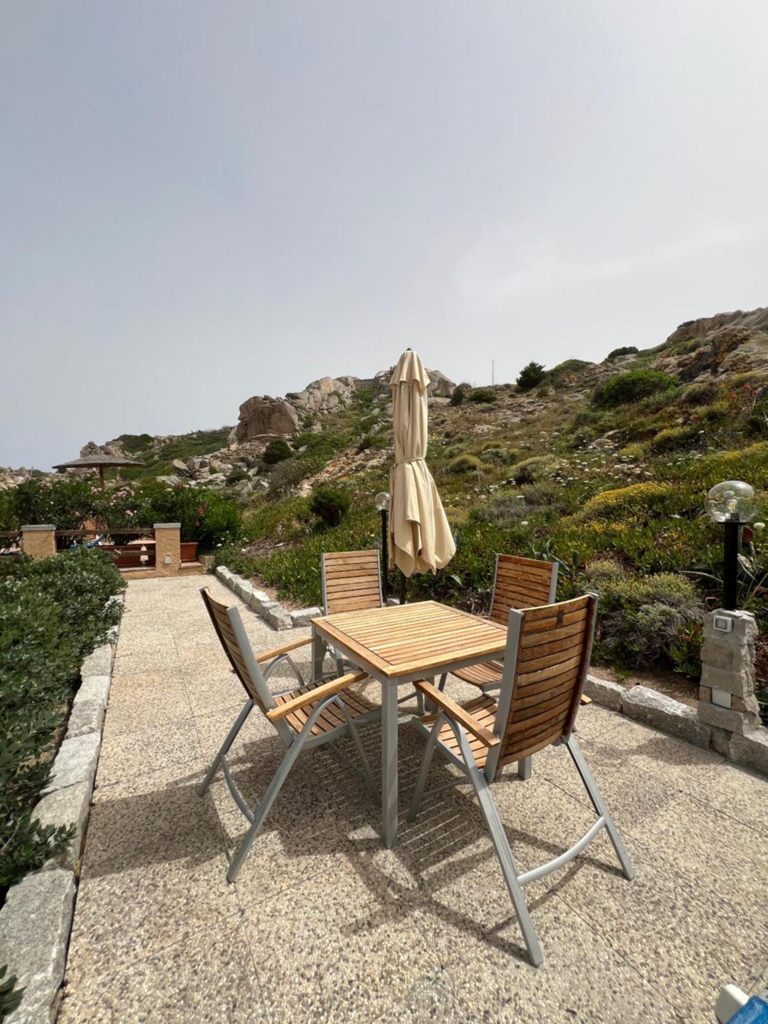 Appartamento Il Paguro A Cala Francese La Maddalena  Eksteriør billede